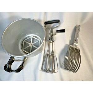 Vintage Hand Tools Kitchen Foley Flour Sifter, Slicing Tool, Hand Crank  Mixer